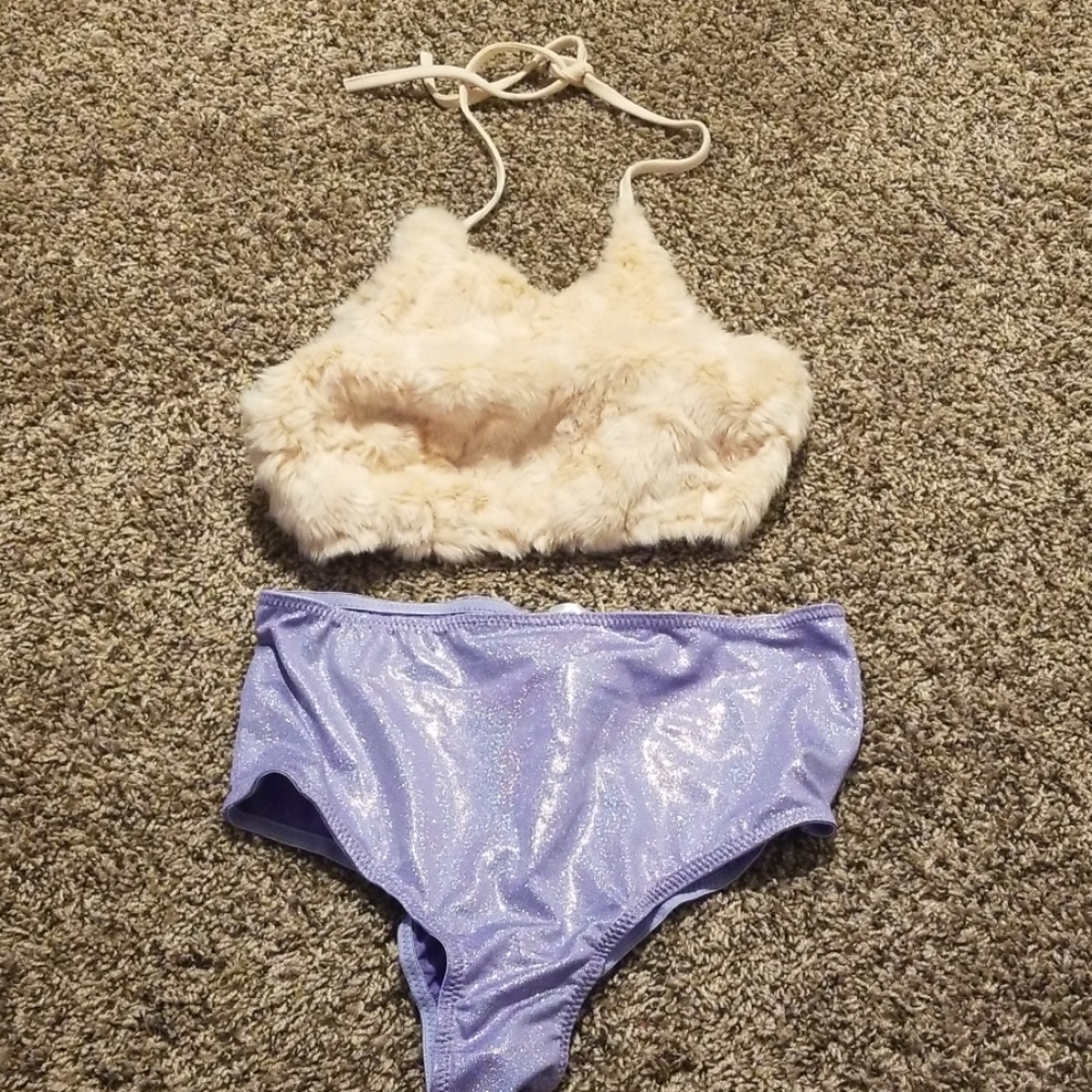 iHeartRaves fluffy bunny set